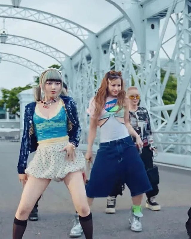 XG at Anderson Bridge — Rock The Boat music video